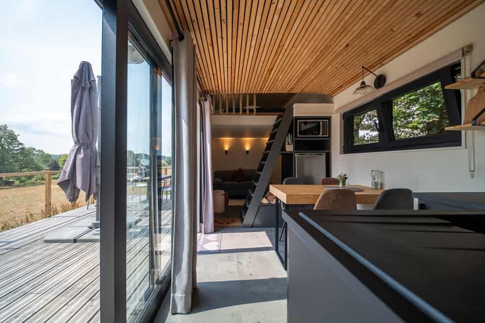 Intérieur cosy de la Tiny House d'Habaru